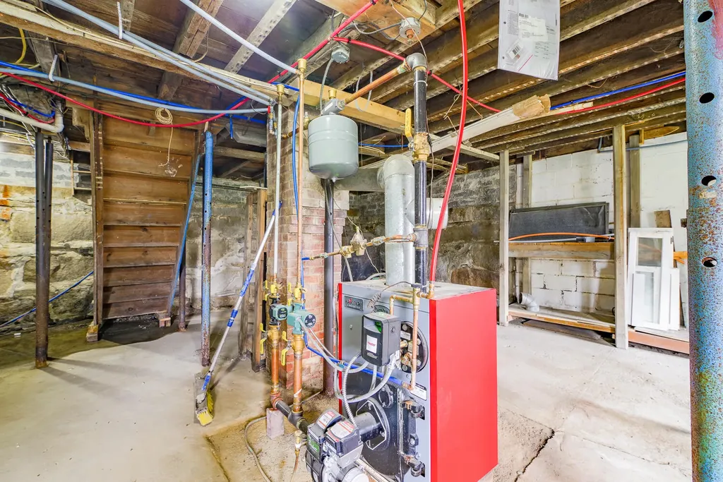 1216 Main Street Waldoboro ME 04572