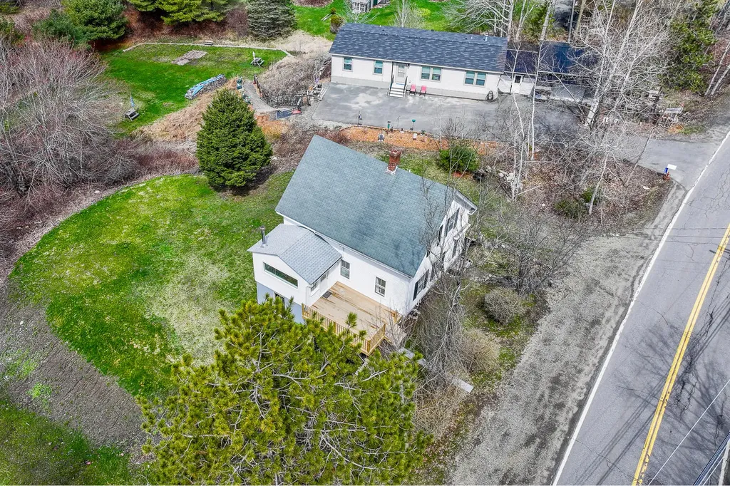 1216 Main Street Waldoboro ME 04572