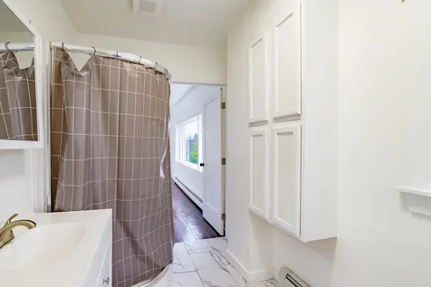 1216 Main Street Waldoboro ME 04572