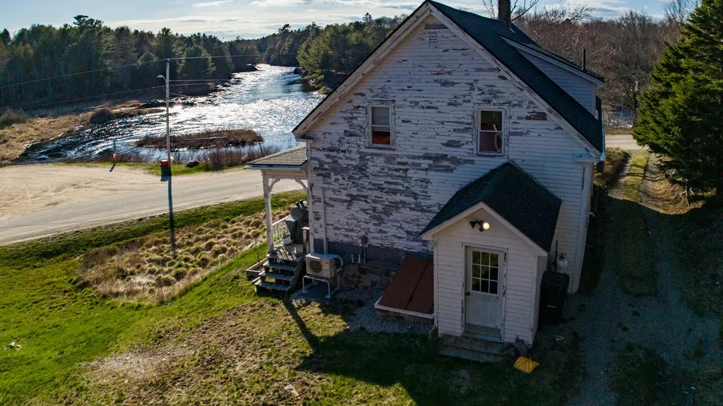 50 Grove Street Machias ME 04654