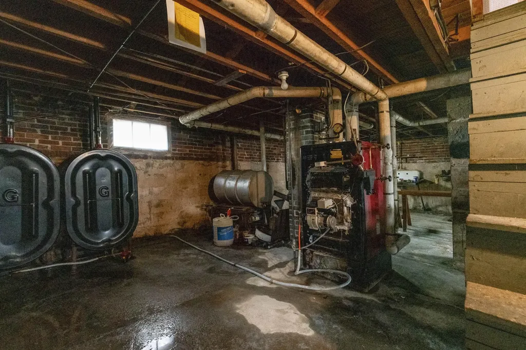262 Bridge Street Westbrook ME 04092