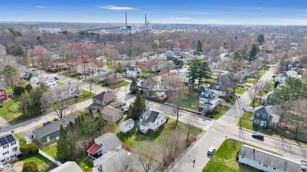 262 Bridge Street Westbrook ME 04092