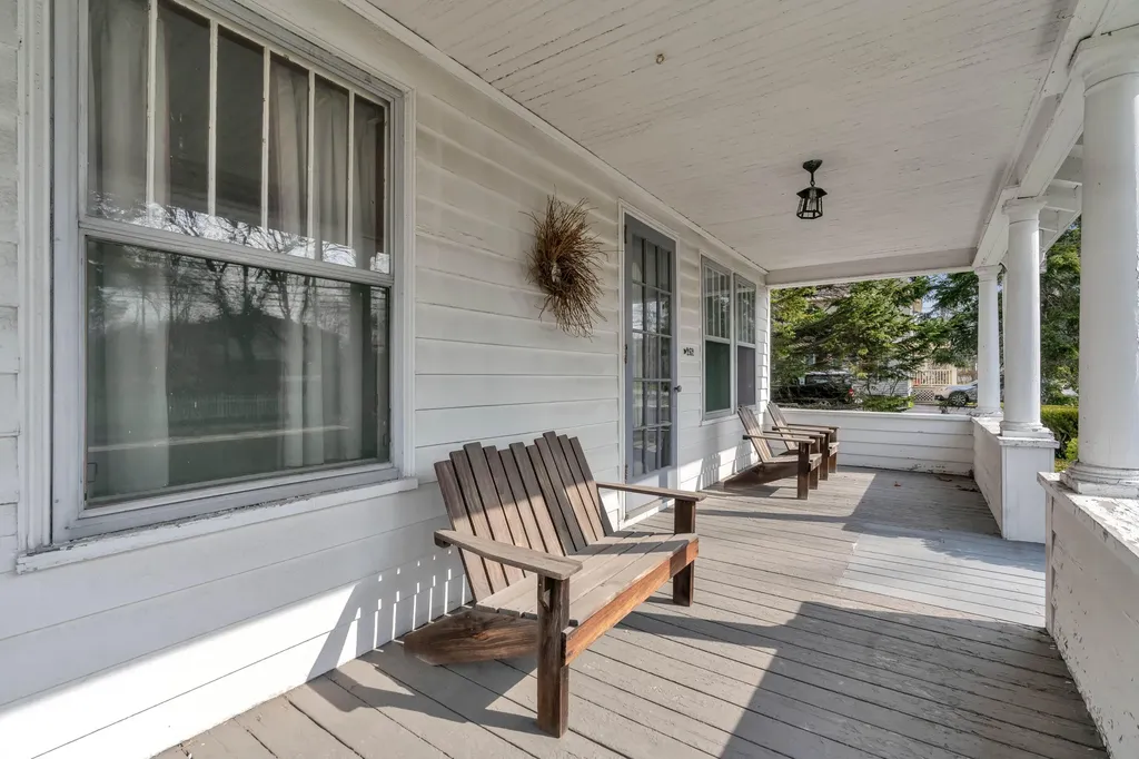 262 Bridge Street Westbrook ME 04092