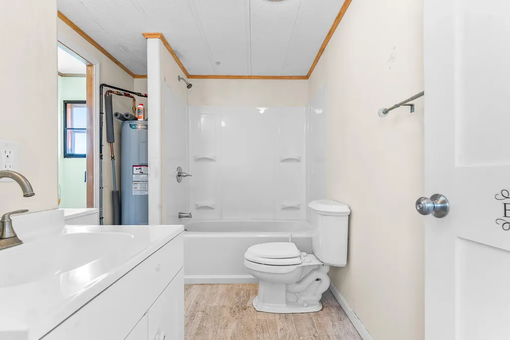 417 N Berwick Road Wells ME 04090