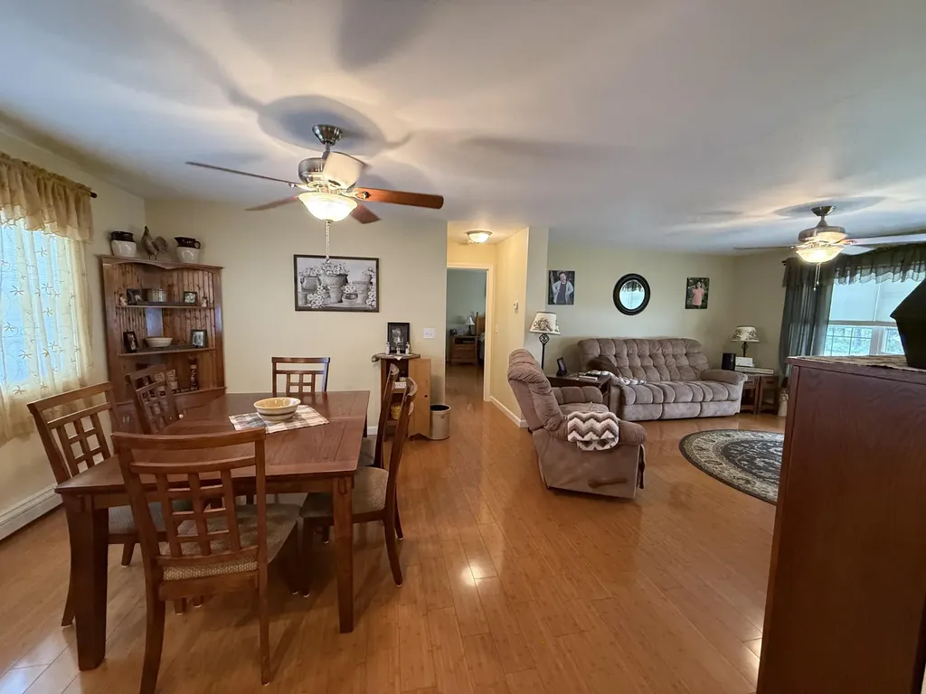 45 Oakview Lane Enfield ME 04493