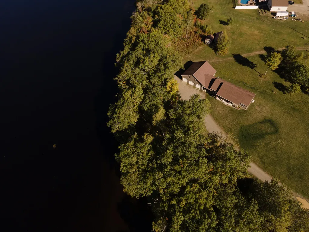 45 Oakview Lane Enfield ME 04493