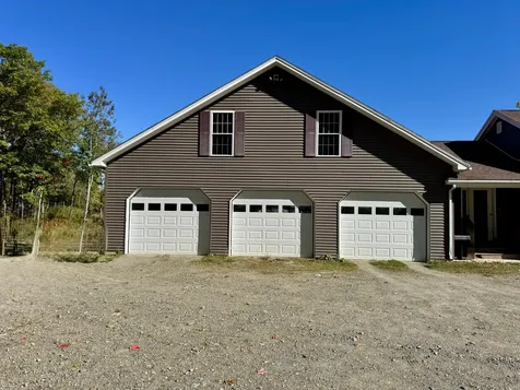 45 Oakview Lane Enfield ME 04493
