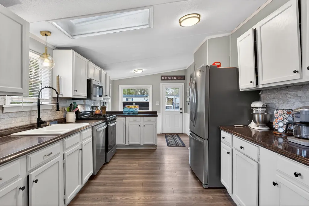 1 Williams Circle Brunswick ME 04011