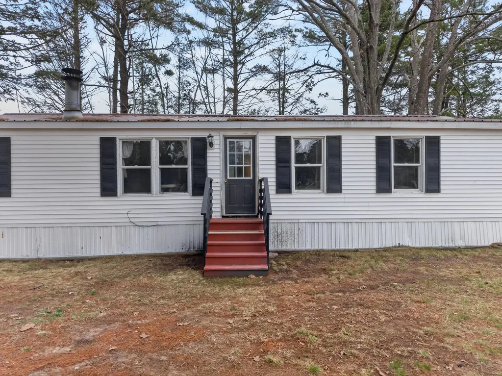 1 Williams Circle Brunswick ME 04011