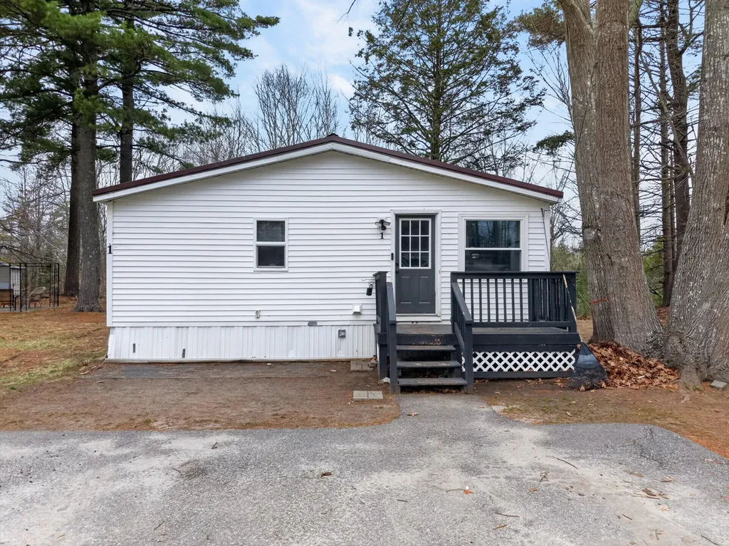 1 Williams Circle Brunswick ME 04011
