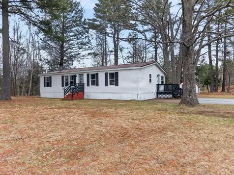 1 Williams Circle Brunswick ME 04011
