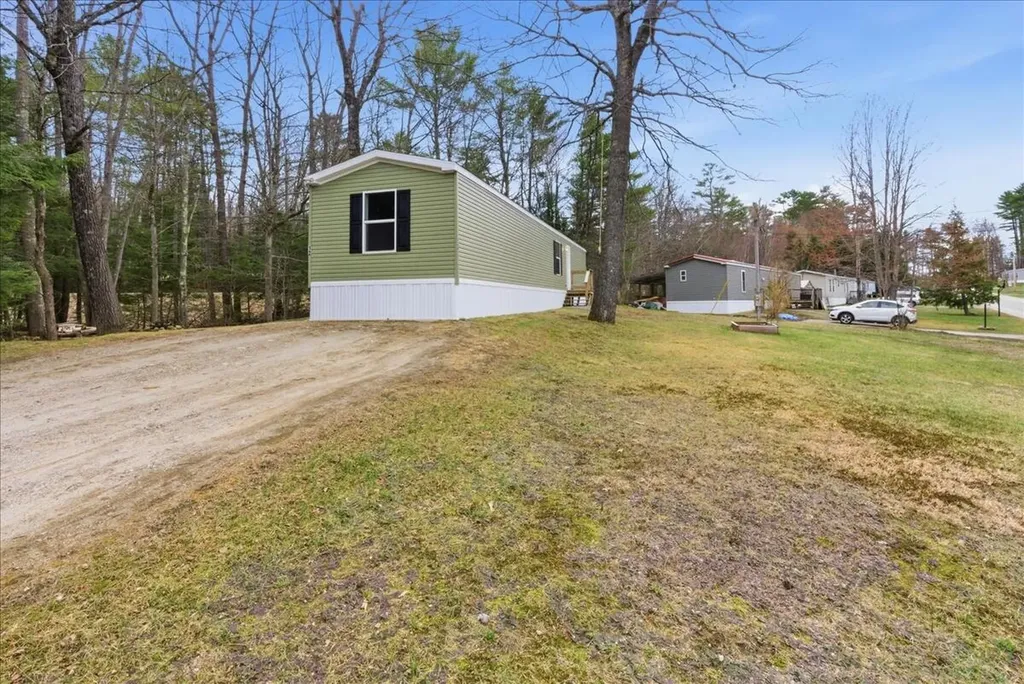 15 Blue Rock Road Monmouth ME 04259