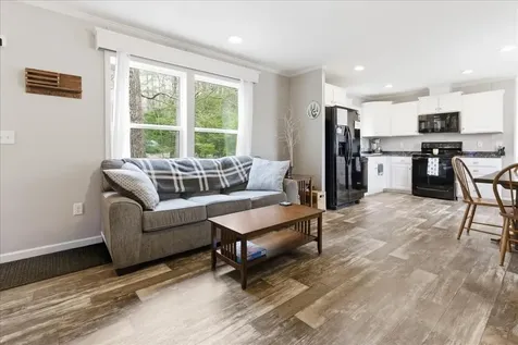 15 Blue Rock Road Monmouth ME 04259