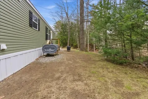 15 Blue Rock Road Monmouth ME 04259