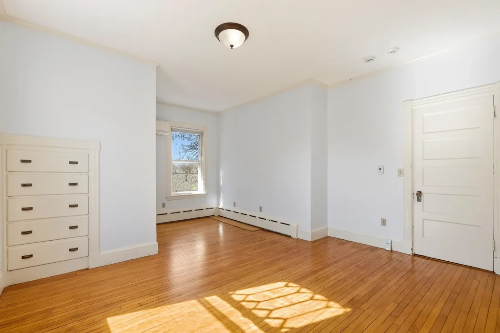 105 Noyes Street Portland ME 04103