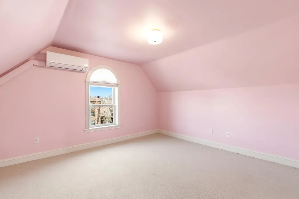 105 Noyes Street Portland ME 04103