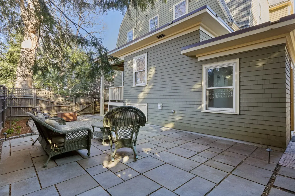 105 Noyes Street Portland ME 04103