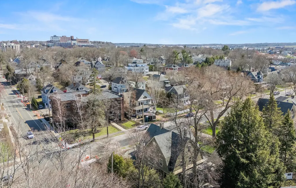 105 Noyes Street Portland ME 04103