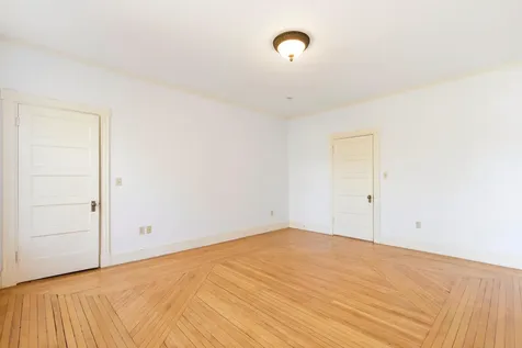 105 Noyes Street Portland ME 04103