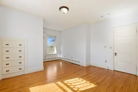 105 Noyes Street Portland ME 04103