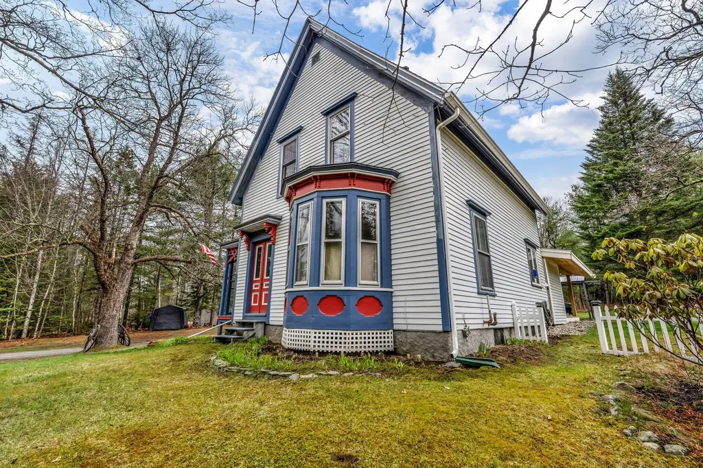 98 Hog Bay Road Franklin ME 04634