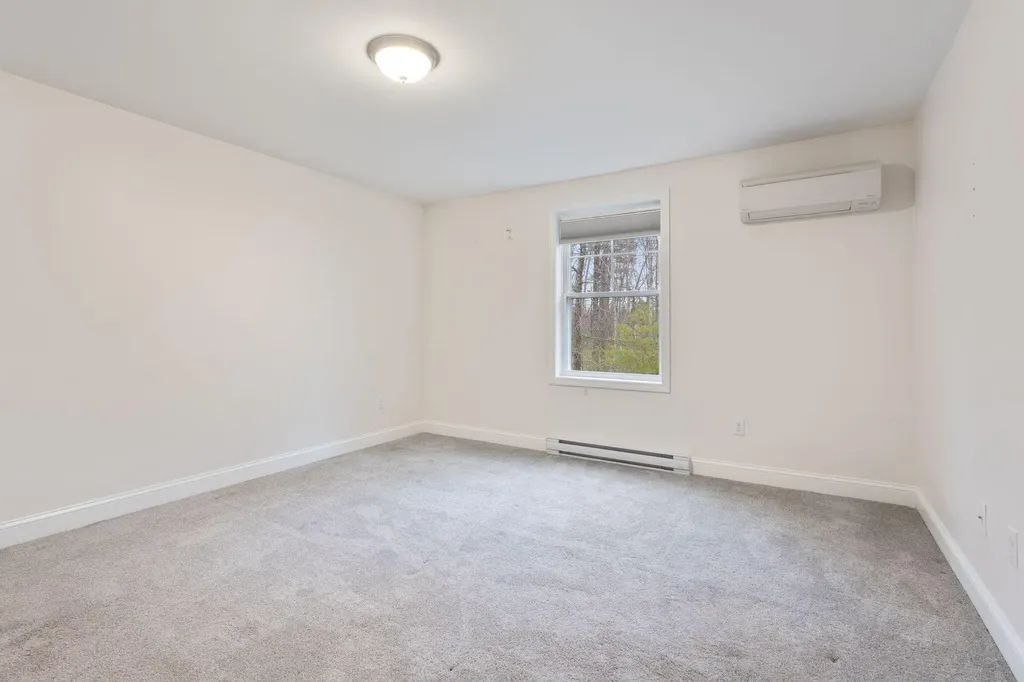 14 Granite Drive Sanford ME 04073