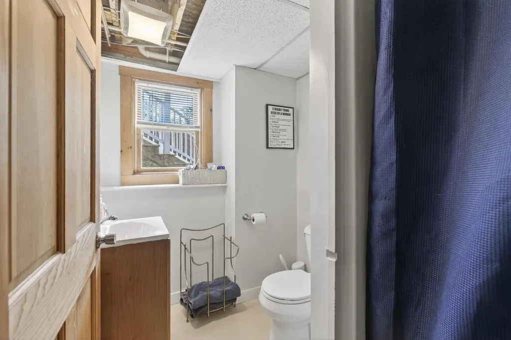254 Harry Howes Road Sanford ME 04073