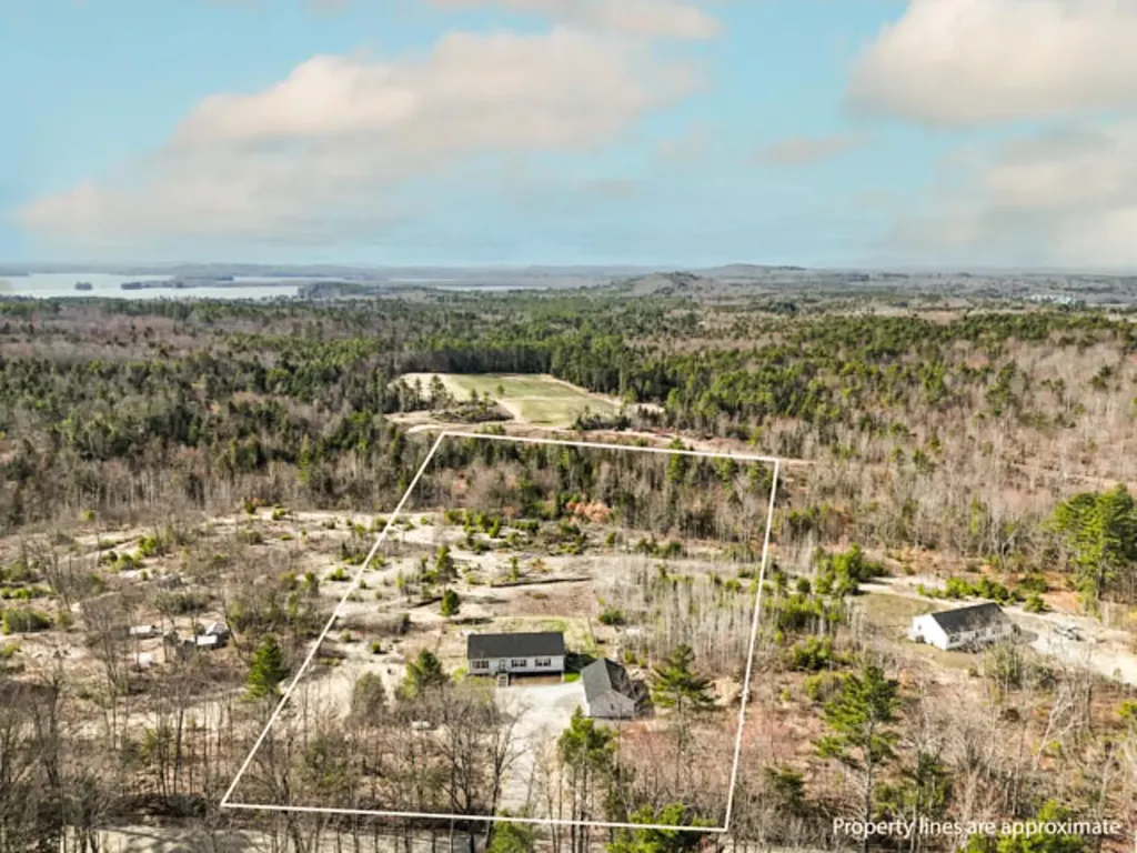 236 Strickland Ferry Road Wayne ME 04284