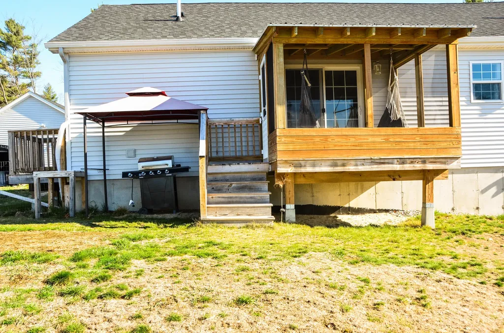 236 Strickland Ferry Road Wayne ME 04284