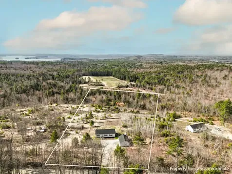 236 Strickland Ferry Road Wayne ME 04284