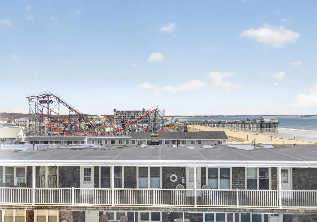 39 W Grand Avenue Old Orchard Beach ME 04064
