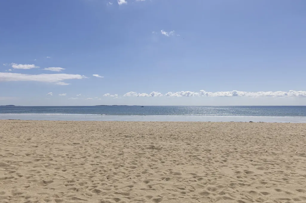 39 W Grand Avenue Old Orchard Beach ME 04064