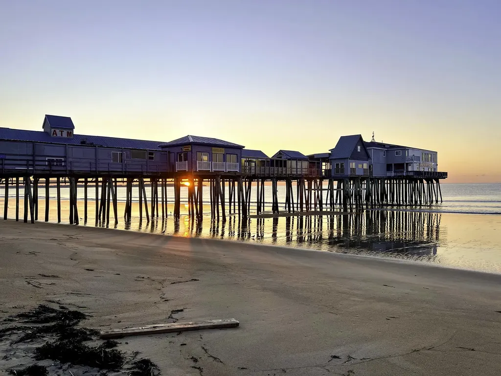 39 W Grand Avenue Old Orchard Beach ME 04064