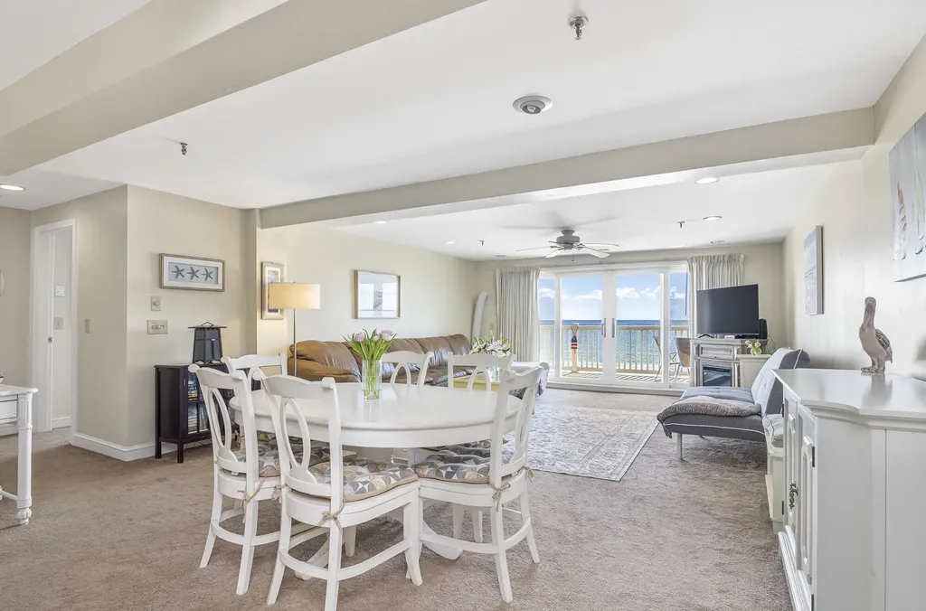 39 W Grand Avenue Old Orchard Beach ME 04064
