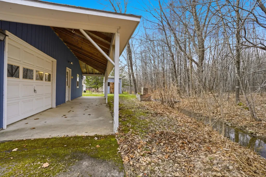 92 Park Street Dexter ME 04930