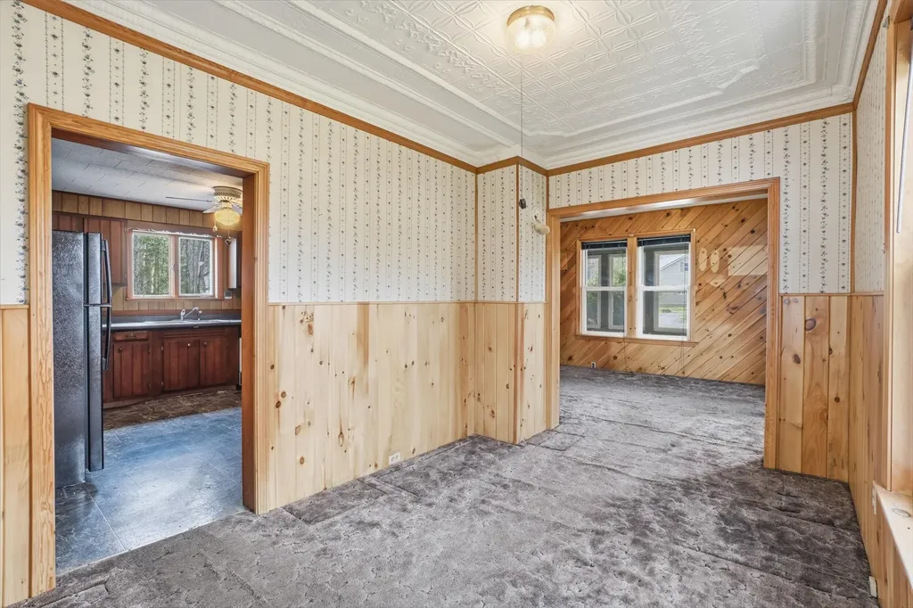 92 Park Street Dexter ME 04930