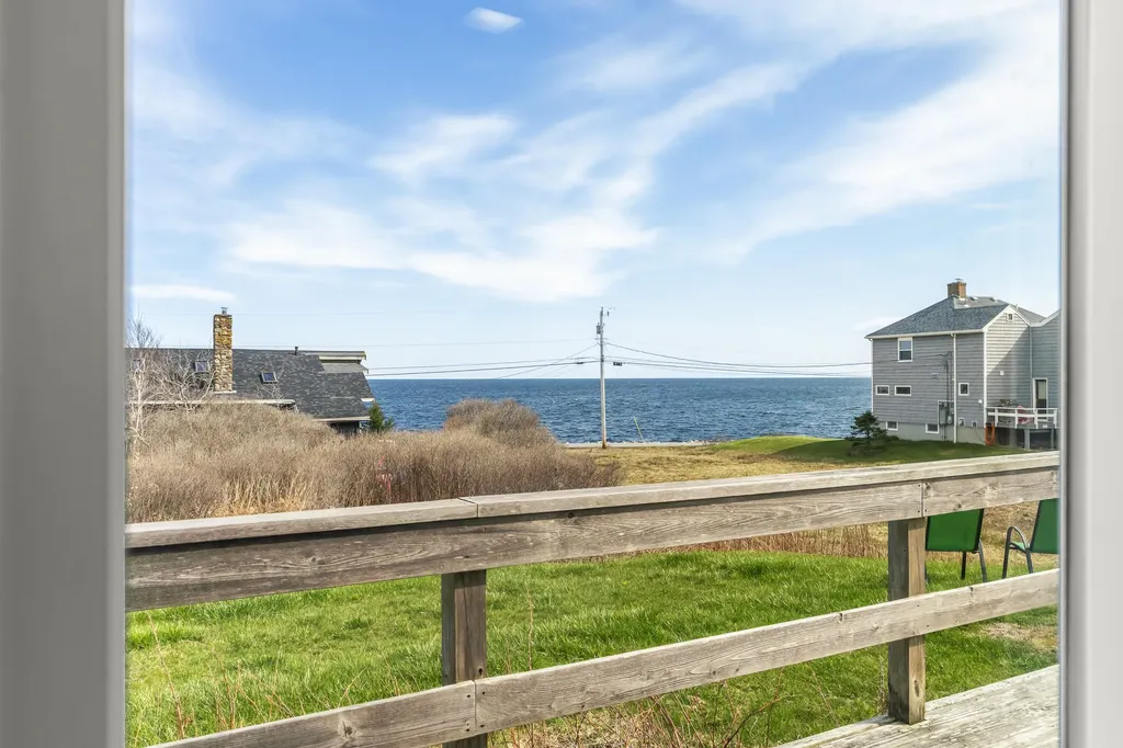 16 Monhegan View Terrace Bristol ME 04554