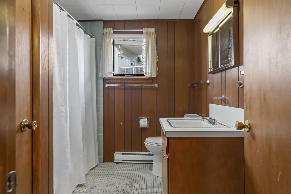 16 Monhegan View Terrace Bristol ME 04554