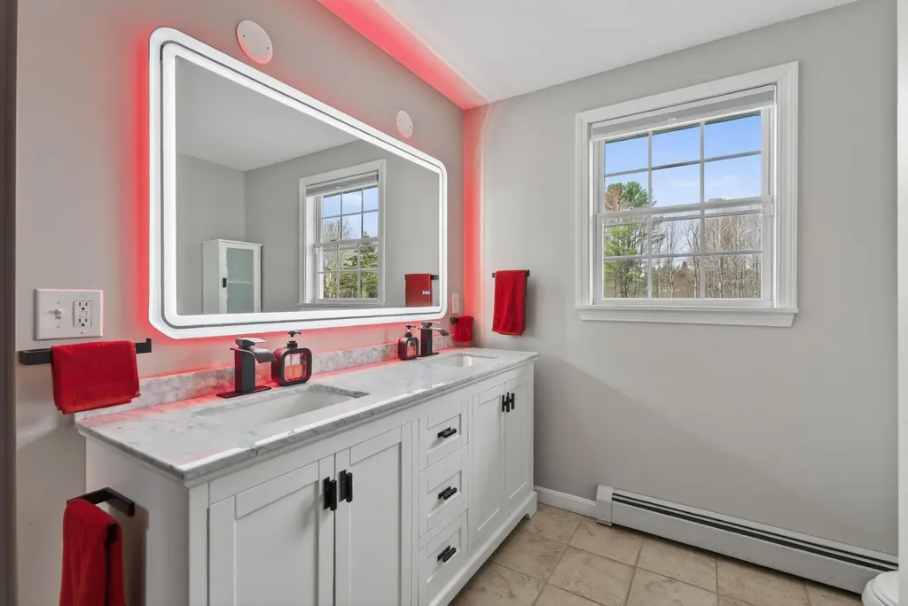 6 Lemay Avenue Lewiston ME 04240