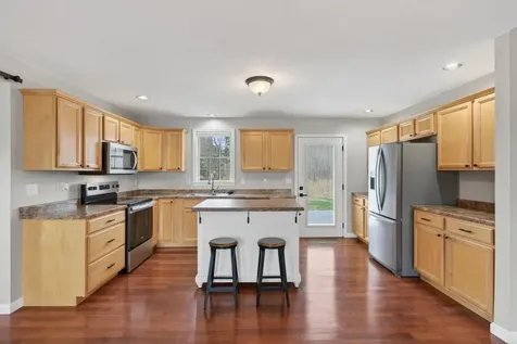 6 Lemay Avenue Lewiston ME 04240