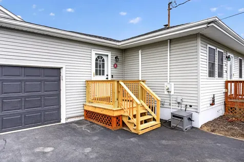 6 Lemay Avenue Lewiston ME 04240