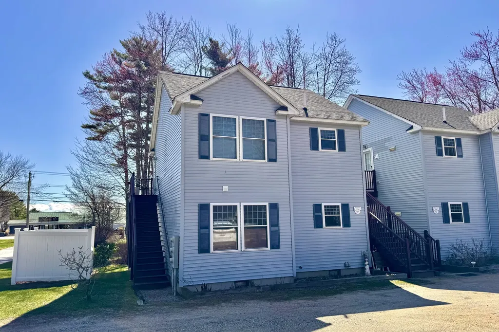 412 Post Road Wells ME 04090