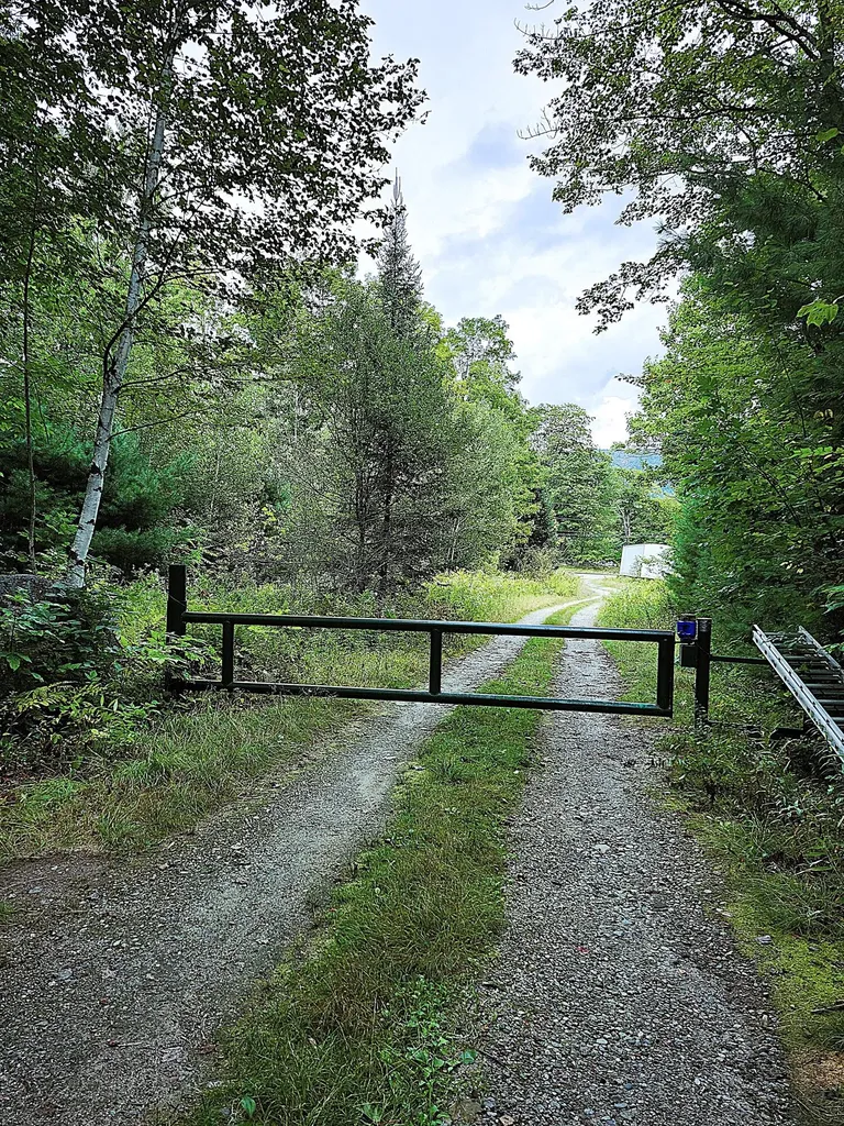 672 Meadow Lane Rumford ME 04276