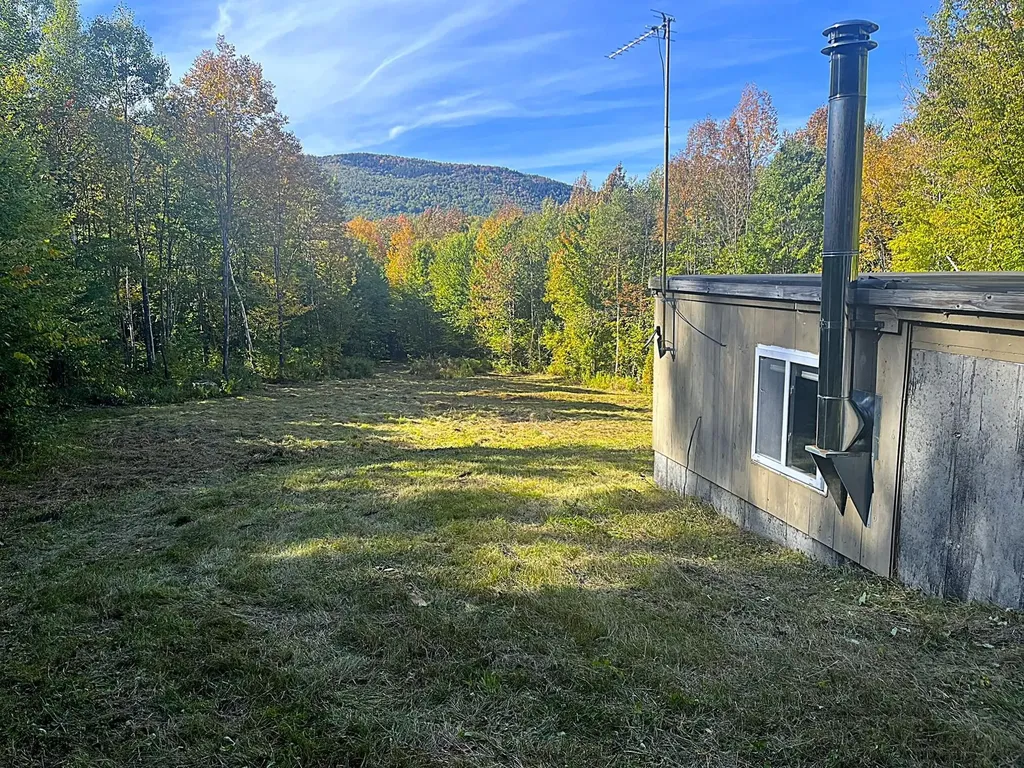 672 Meadow Lane Rumford ME 04276