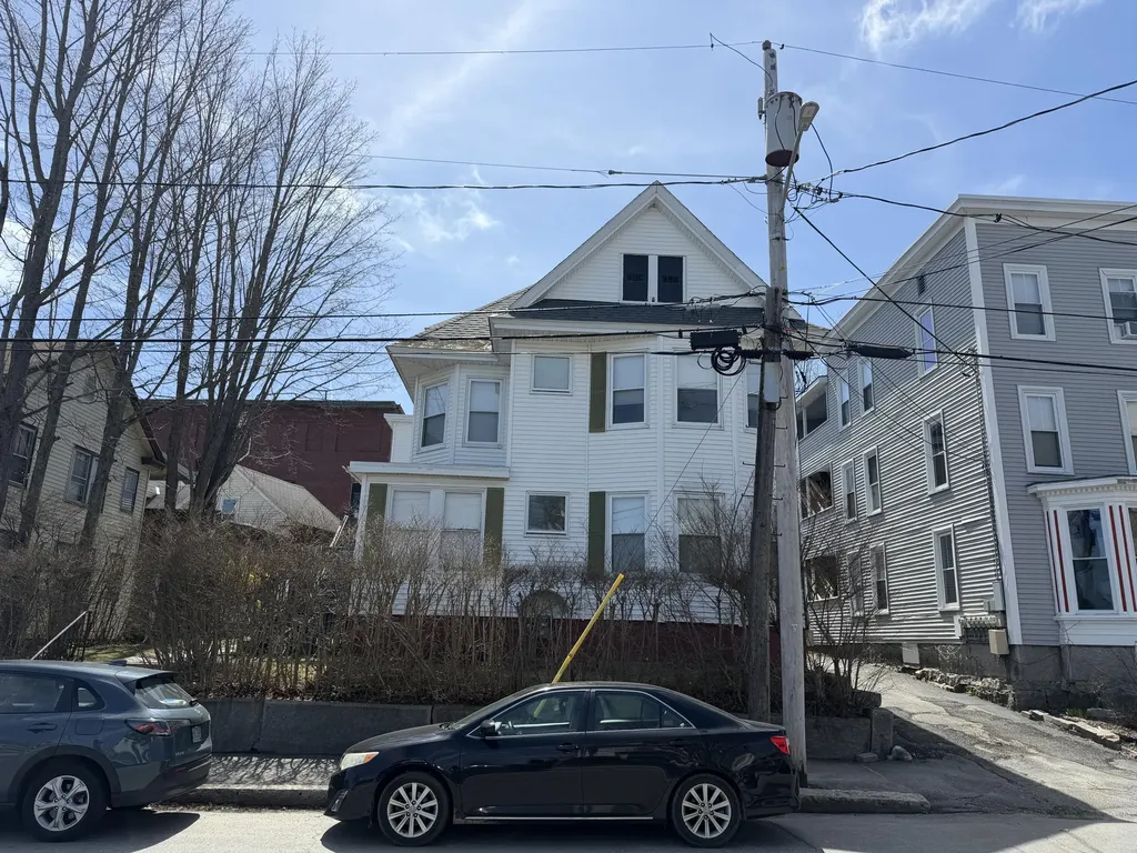 7 Saint Marys Street Biddeford ME 04005