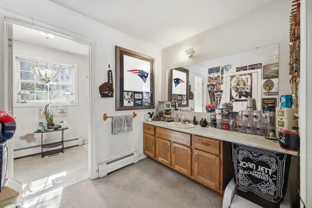 75 Tedford Road Topsham ME 04086