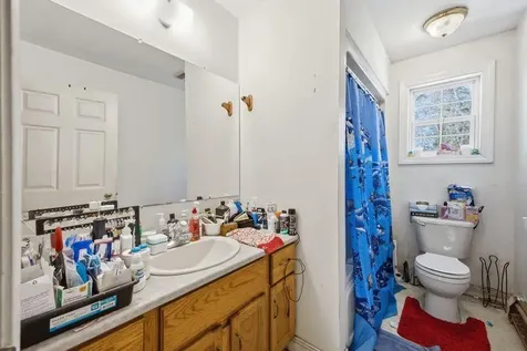 75 Tedford Road Topsham ME 04086