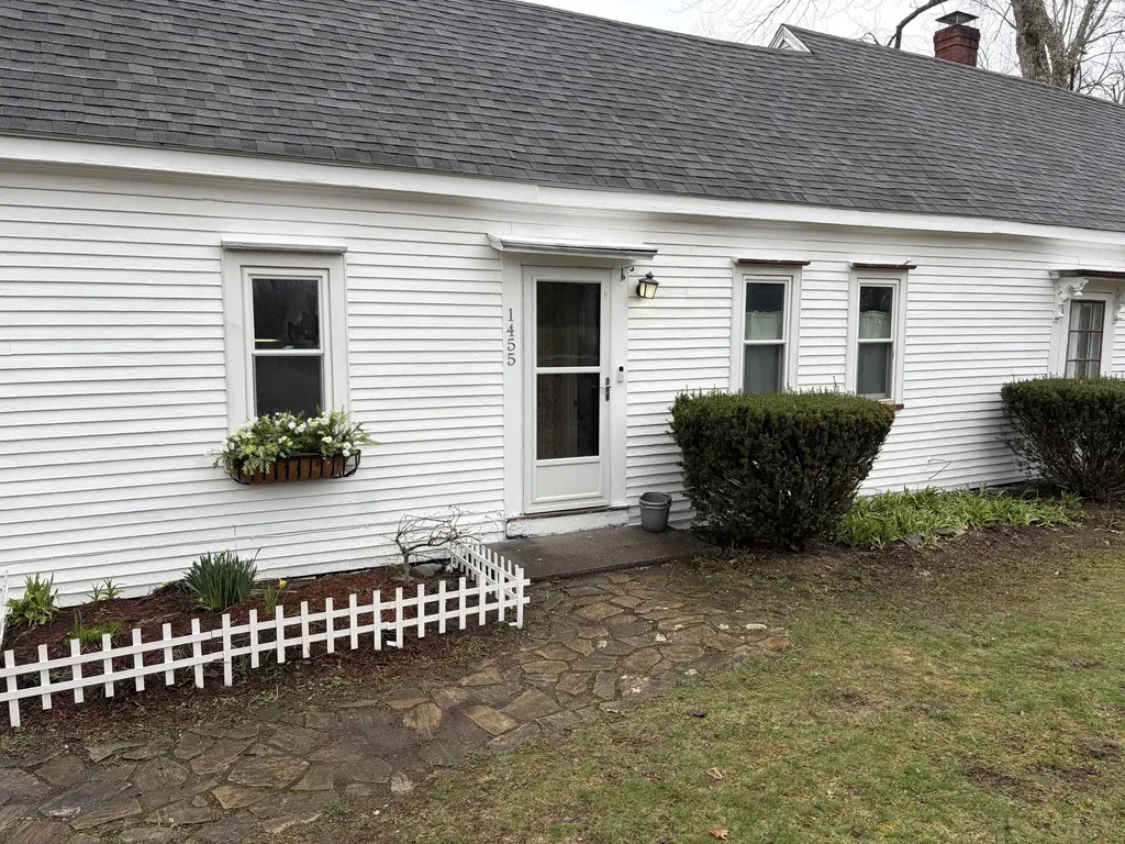 1455 Washington Road Waldoboro ME 04572