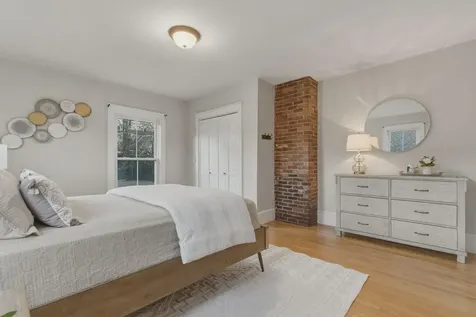 92 Salem Street Portland ME 04102