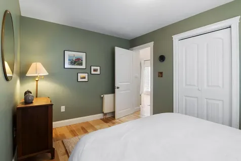 18 Glenview Road Freeport ME 04032